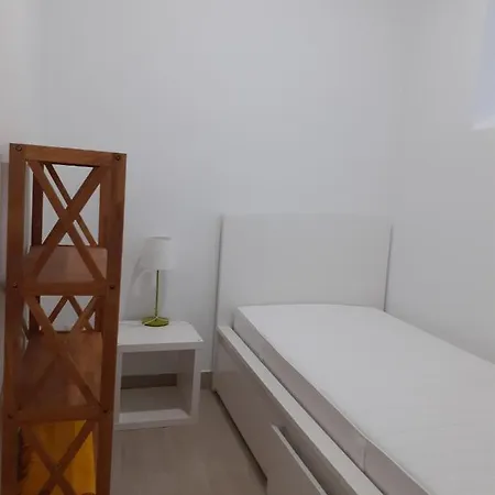 Cozy Flat In Arroios 아파트 리스본